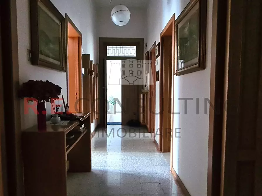 Immagine 19 di Pentalocale in vendita  in Viale della Libertà 28 a Martina Franca