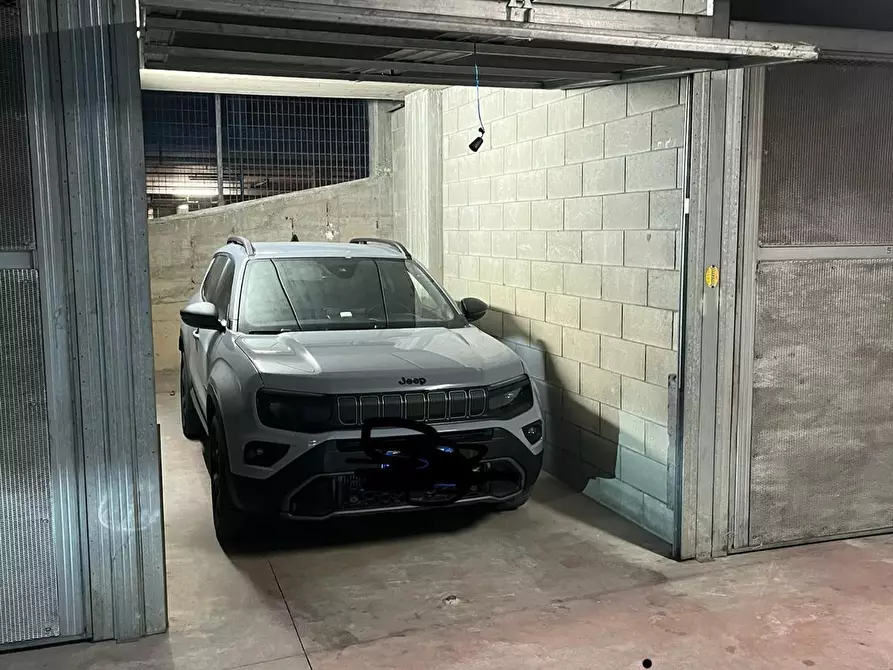 Immagine 1 di Garage in affitto  in VIA ROMBO' 35 a Rivoli