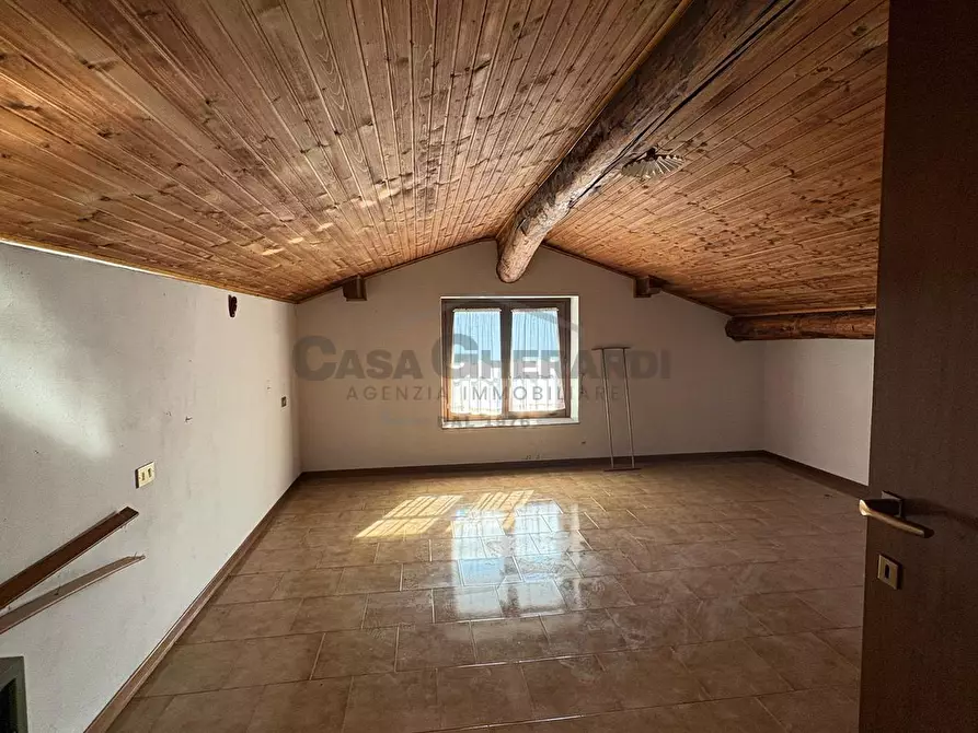 Immagine 3 di Trilocale in vendita  in Via Santa Geltrude Comensoli a Rota D'imagna