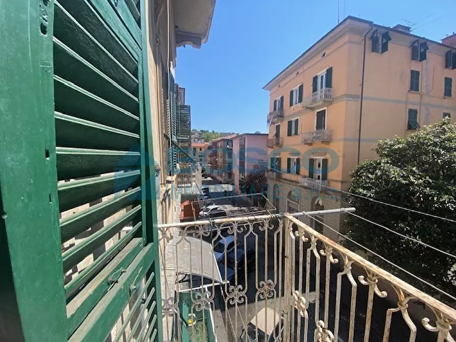 Immagine 22 di Pentalocale in vendita  in Piazza Benedetto Brin 5 a La Spezia
