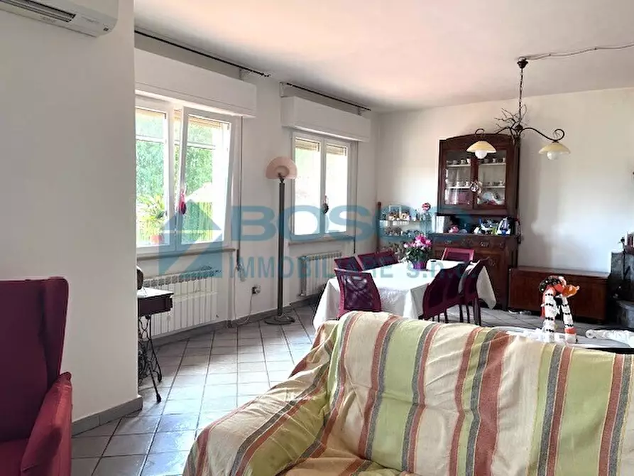 Immagine 2 di Casa indipendente in vendita  in Via II Giugno 46 a Follo