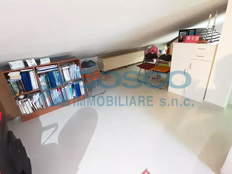 Immagine 27 di Pentalocale in vendita  in Via Sarzana a La Spezia