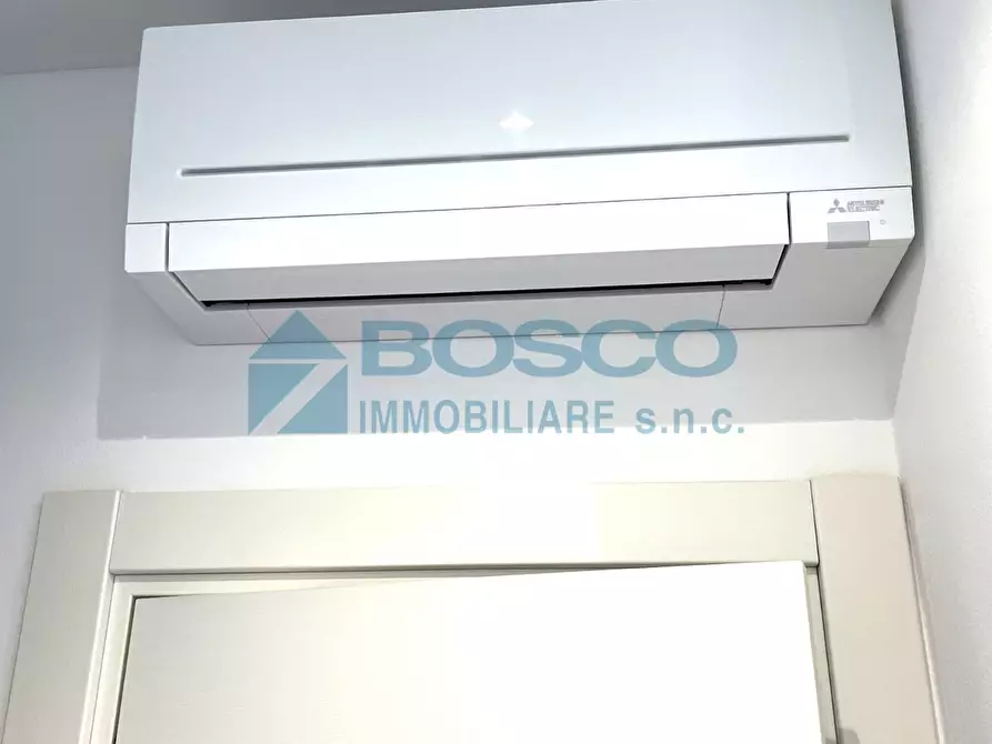 Immagine 16 di Quadrilocale in vendita  in Viale S. Bartolomeo a La Spezia