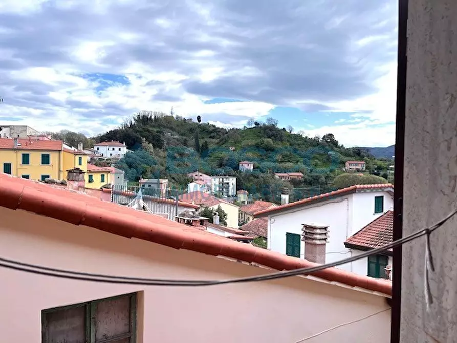 Immagine 5 di Pentalocale in vendita  in via Pezzi Grandi a La Spezia