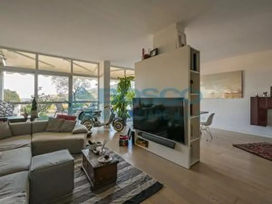 Immagine 46 di Pentalocale in vendita  in Costa di Murlo a La Spezia