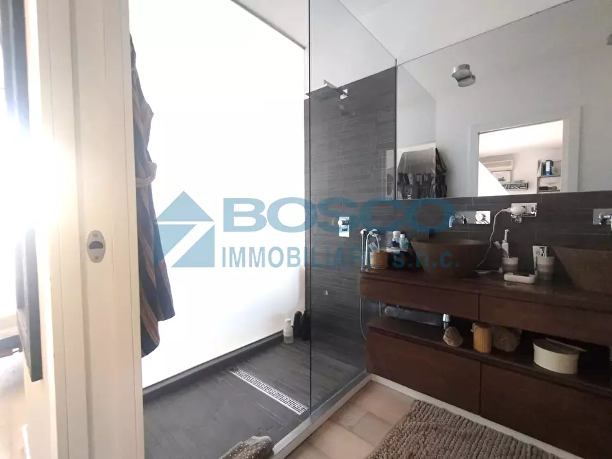 Immagine 14 di Pentalocale in vendita  in Costa di Murlo a La Spezia