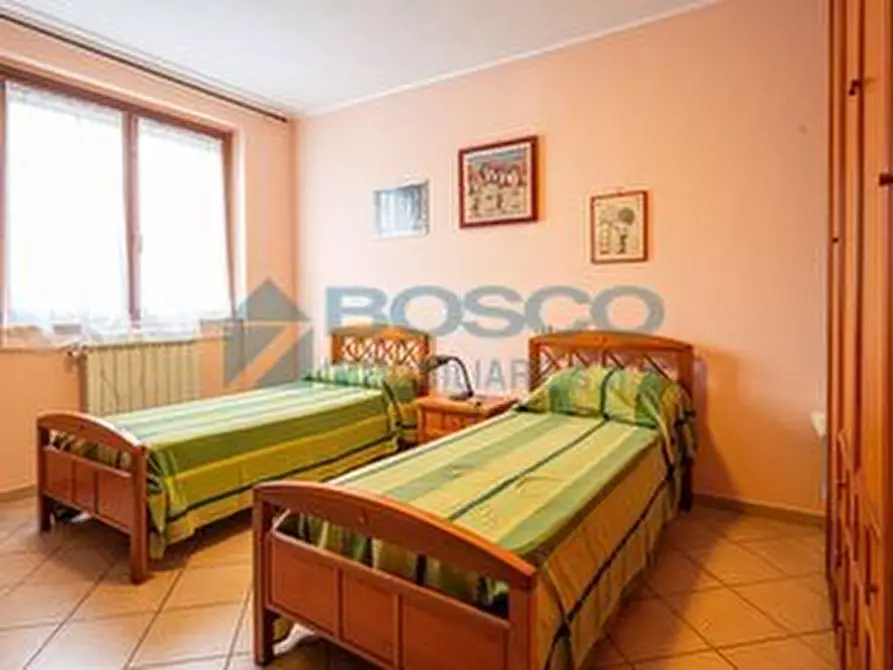 Immagine 7 di Pentalocale in vendita  in Via San Venerio a La Spezia