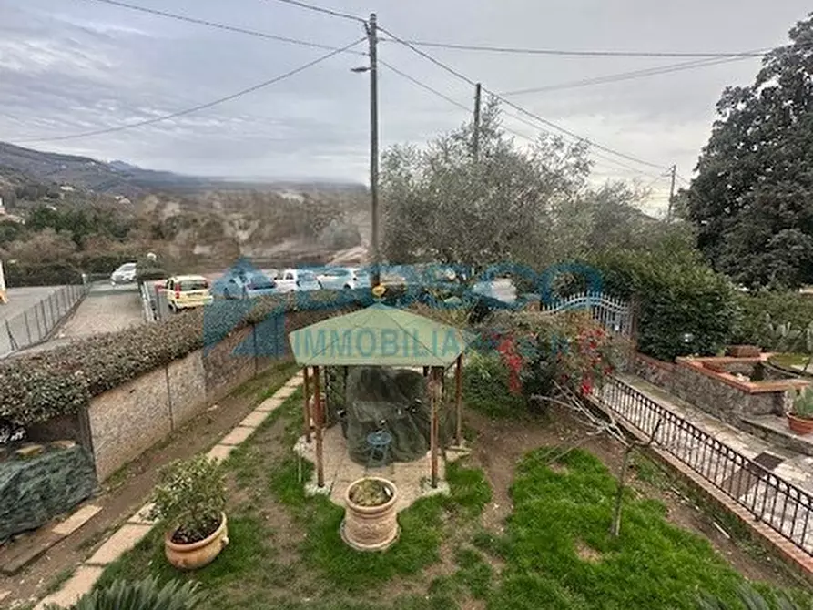 Immagine 39 di Casa bifamiliare in vendita  in Via Canale a Castelnuovo Magra