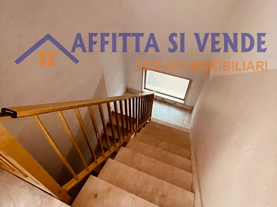 Immagine 9 di Pentalocale in vendita  in Via Napoli 8 a Floridia