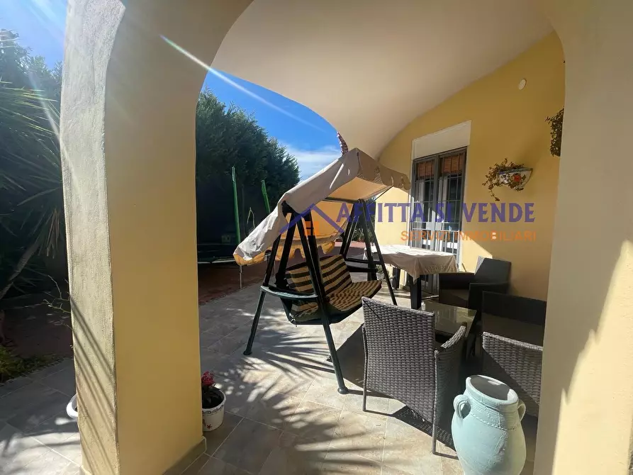 Immagine 29 di Villa in vendita  in Via degli Argonauti 29 a Siracusa