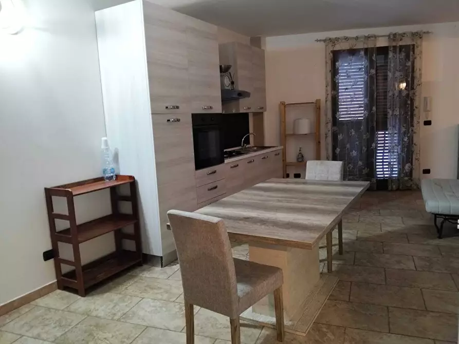 Immagine 1 di Trilocale in affitto  in Via Fonte a Melilli