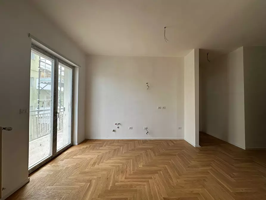 Immagine 5 di Quadrilocale in vendita  in piazza Duca Degli Abruzz a Pescara