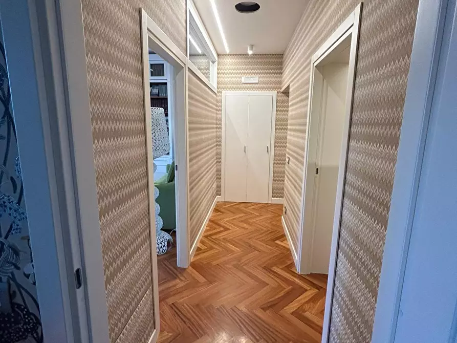 Immagine 17 di Trilocale in vendita  a Pescara