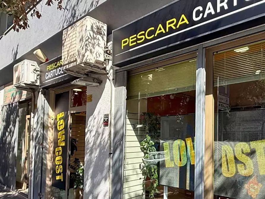 Immagine 4 di Attività commerciale in affitto  a Pescara