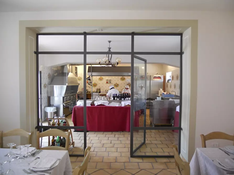 Immagine 17 di Azienda agricola in affitto  a Città Sant'angelo