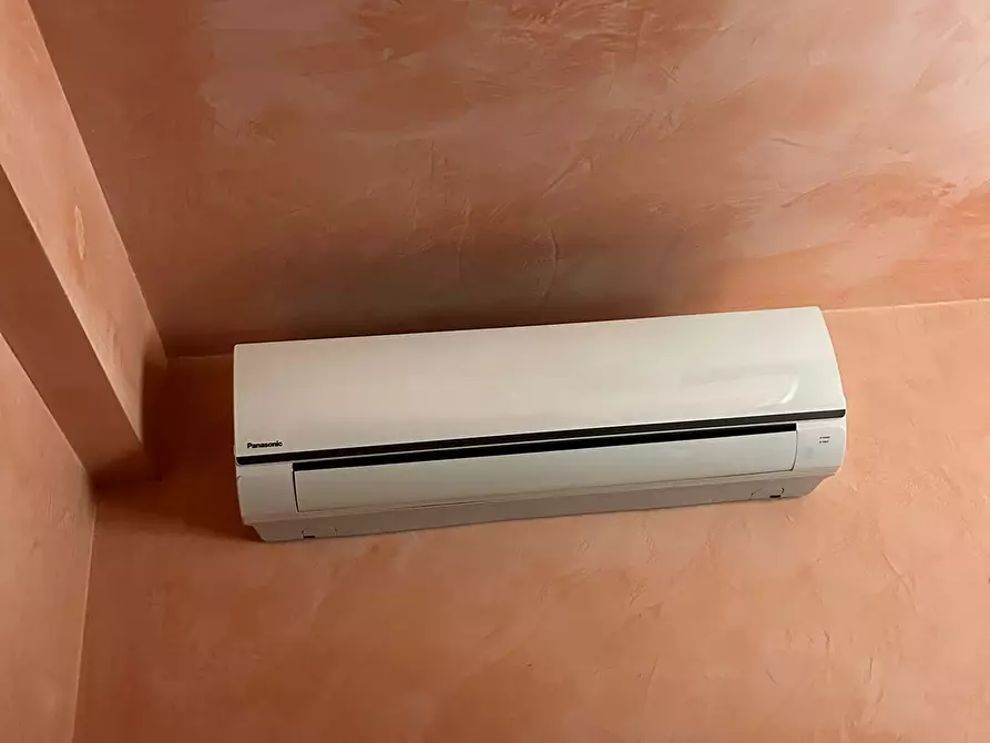 Immagine 4 di Attività commerciale in affitto  a Pescara