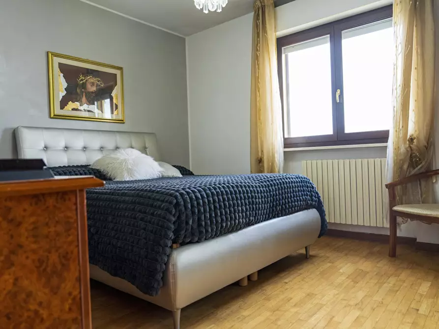 Immagine 1 di Trilocale in vendita  a Pescara