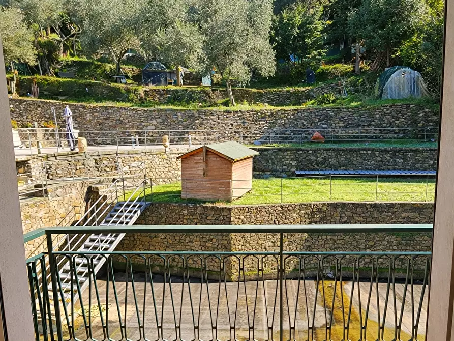 Immagine 10 di Trilocale in vendita  a Rapallo