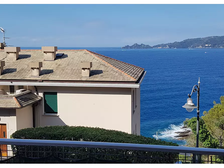 Immagine 2 di Trilocale in vendita  a Zoagli