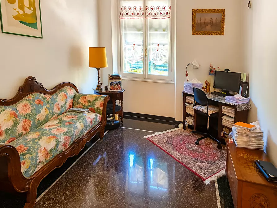 Immagine 5 di Quadrilocale in vendita  a Rapallo