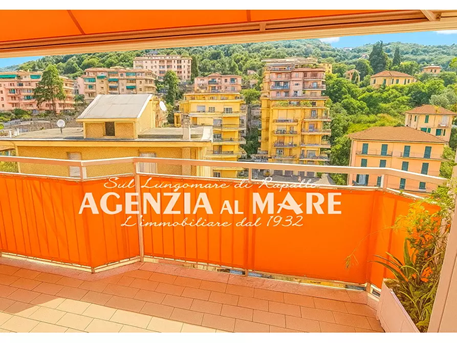 Immagine 1 di Bilocale in vendita  a Rapallo
