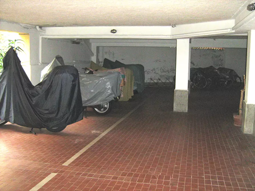 Immagine 2 di Trilocale in vendita  a Rapallo