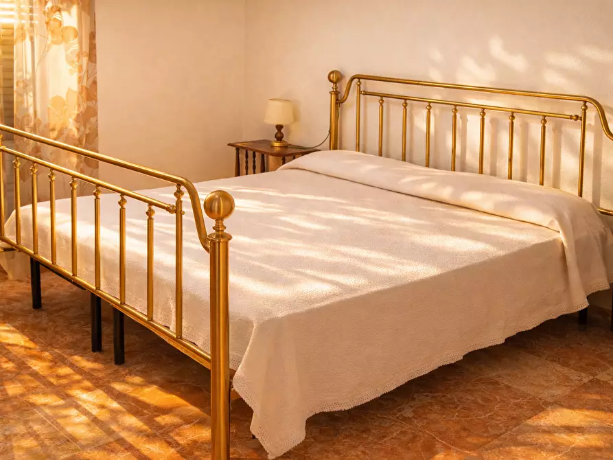 Immagine 8 di Trilocale in vendita  a Rapallo