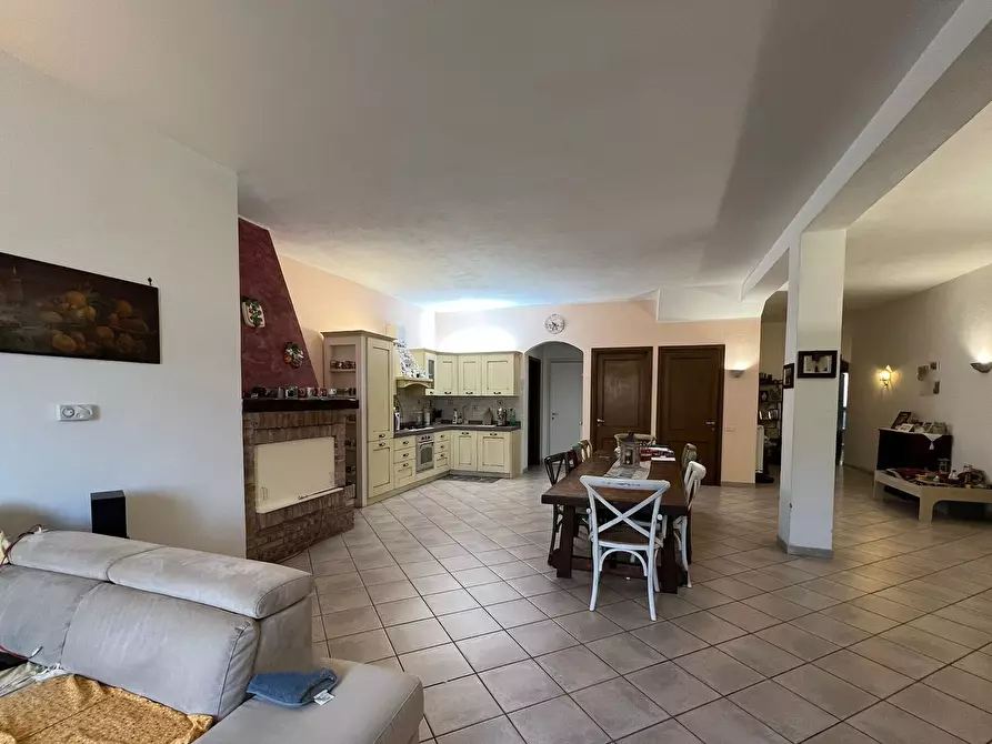 Immagine 12 di Villa in vendita  a Fiano Romano