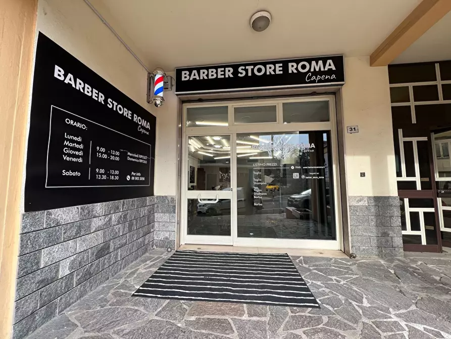 Immagine 14 di Attività commerciale in vendita  in Via Provinciale Capena 31 a Capena