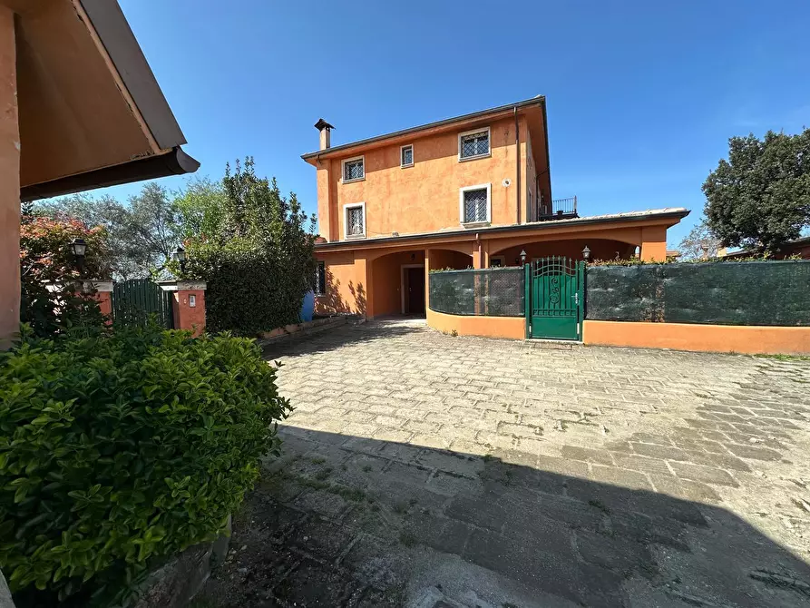 Immagine 5 di Trilocale in vendita  in Via Tiberina 13 a Castelnuovo Di Porto