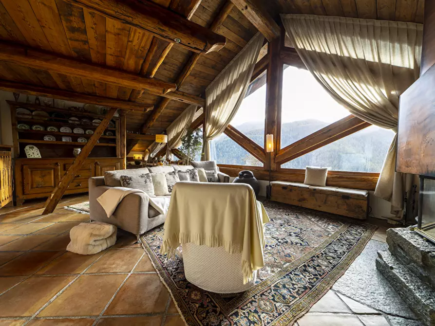 Immagine 8 di Baita in vendita  in Borgata Gleise 30 a Bardonecchia