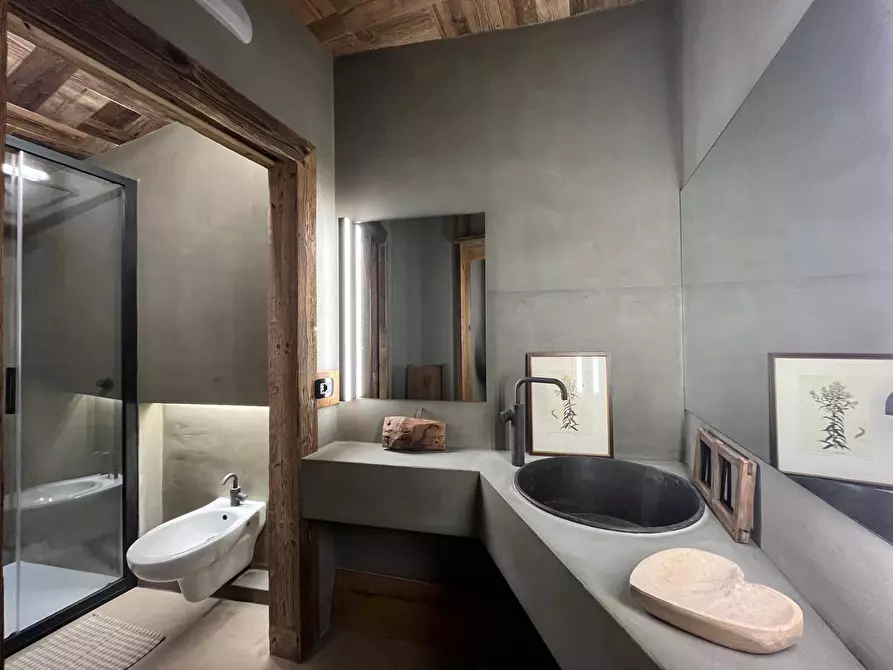 Immagine 112 di Baita in vendita  a Bardonecchia