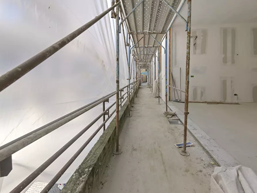 Immagine 3 di Loft/Open space in vendita  in Via Ugo Foscolo 6 a Torino