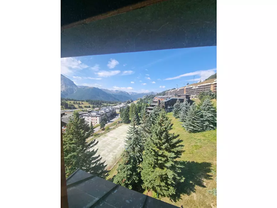 Immagine 17 di Quadrilocale in vendita  in Via Monterotta 6 a Sestriere