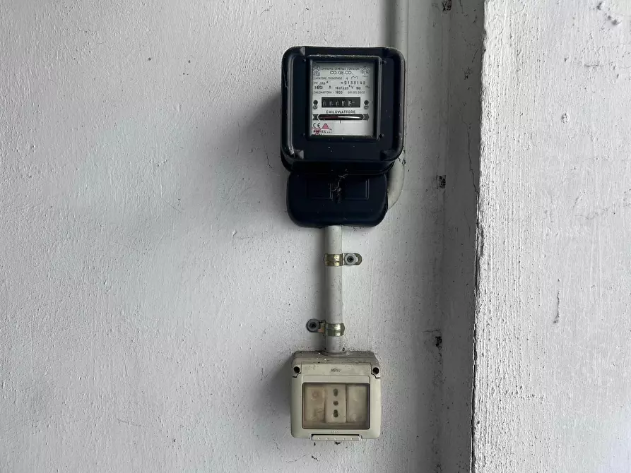 Immagine 2 di Garage in vendita  in Via Caluso 25 a Torino