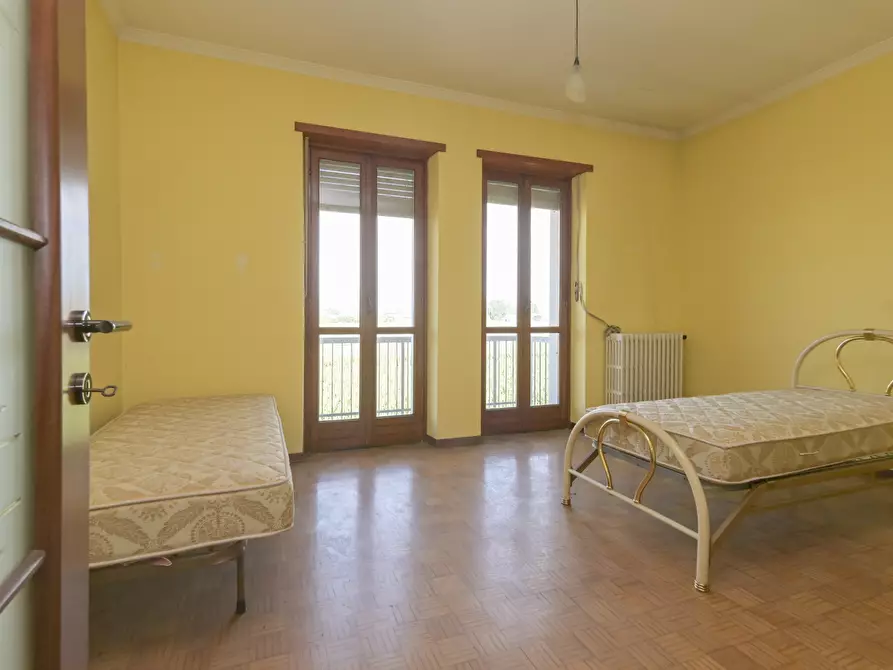 Immagine 81 di Casa bifamiliare in vendita  in Via Settimo 80 a Leini
