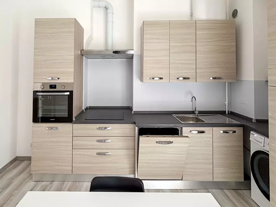 Immagine 8 di Stanza singola in affitto  in via pesaro 32 a Torino