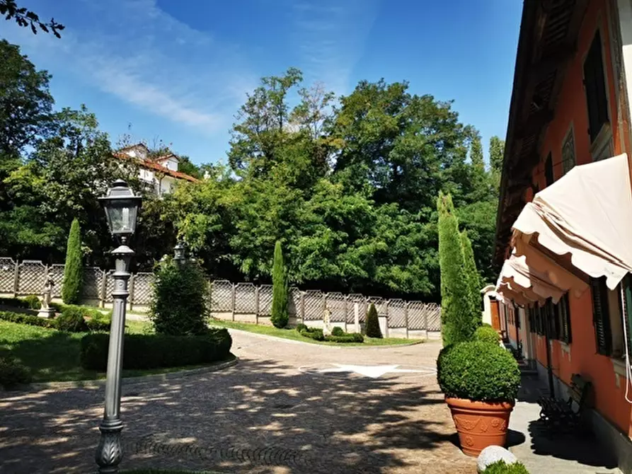 Immagine 11 di Villa in vendita  a Moncalieri