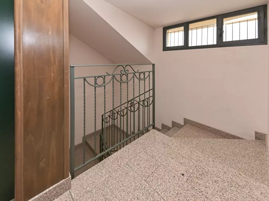 Immagine 5 di Mansarda in vendita  in Via Tirreno 155 a Torino