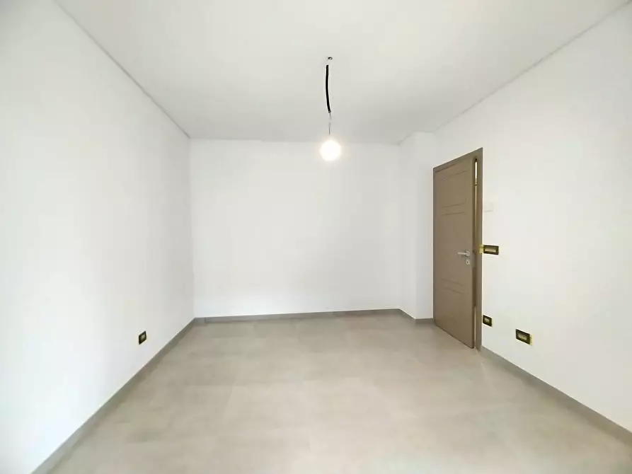 Immagine 17 di Trilocale in vendita  in Via Pietro Cossa 105 a Torino