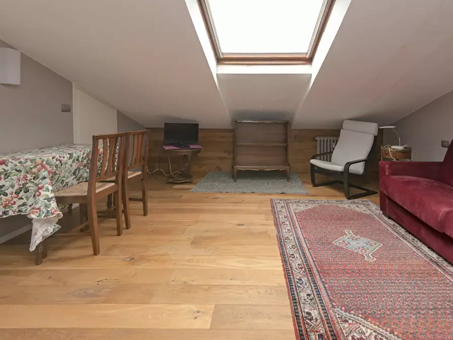 Immagine 10 di Mansarda in affitto  in strada ponte verde 5/10 a Torino