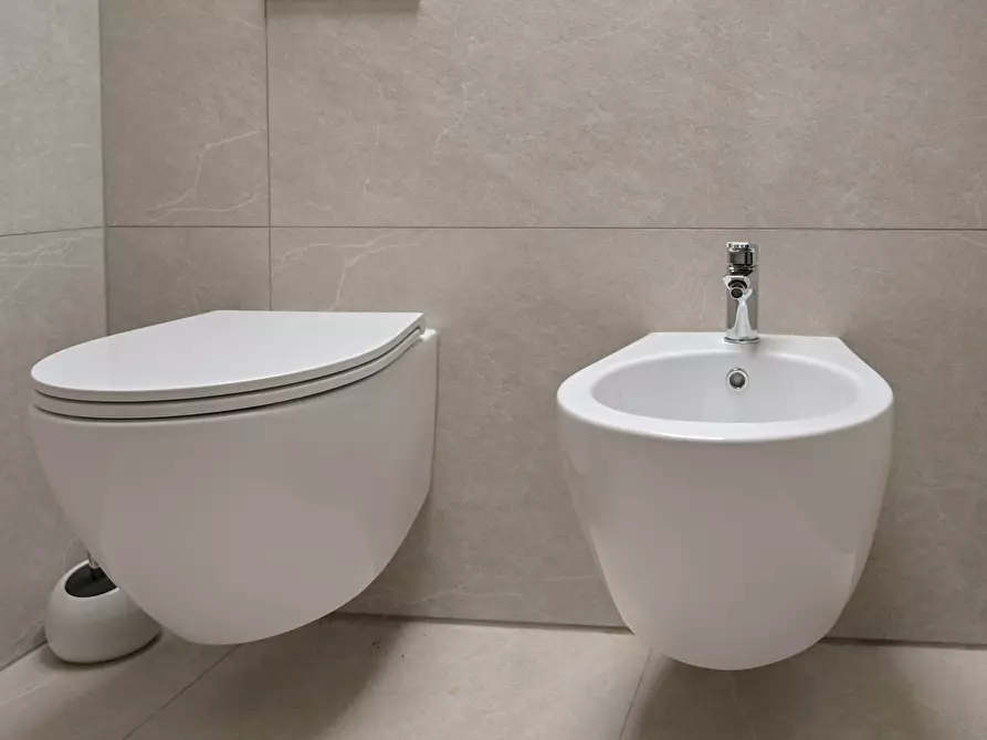 Immagine 28 di Mansarda in affitto  in strada ponte verde 5/10 a Torino