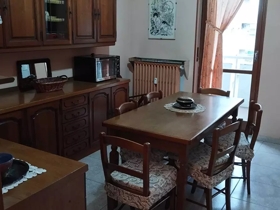 Immagine 3 di Quadrilocale in affitto  in Via Guido Reni 111 a Torino