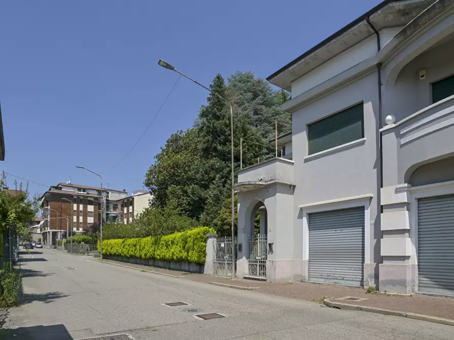 Immagine 32 di Villa in vendita  in via IV Novembre 22 a Strambino