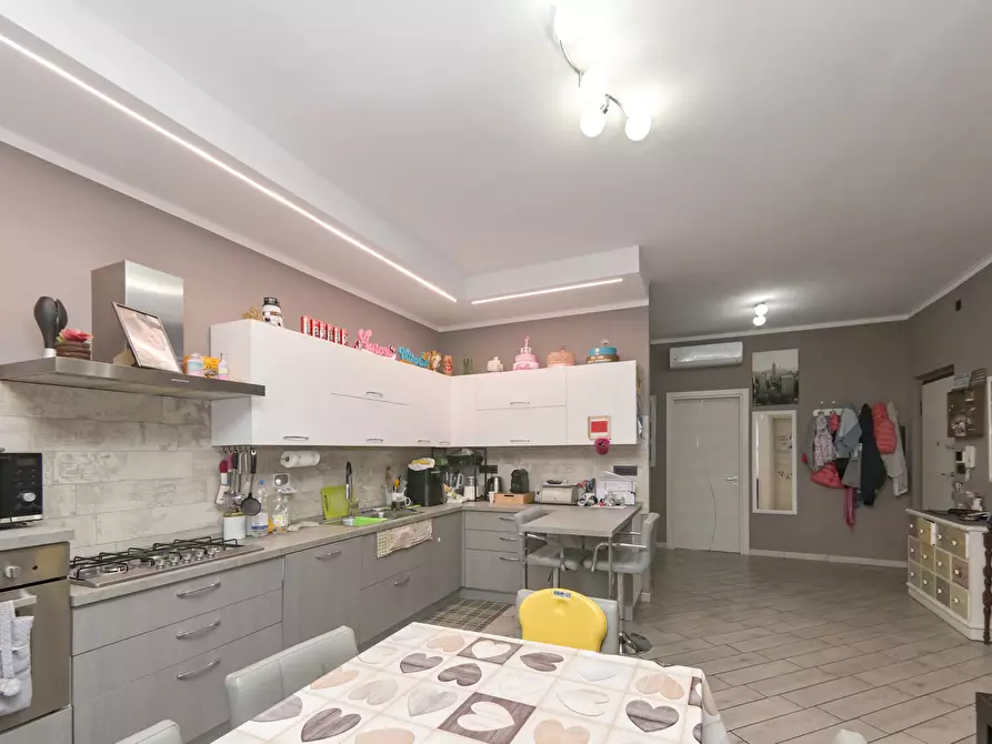 Immagine 23 di Trilocale in vendita  in Via Ventimiglia 188 a Torino