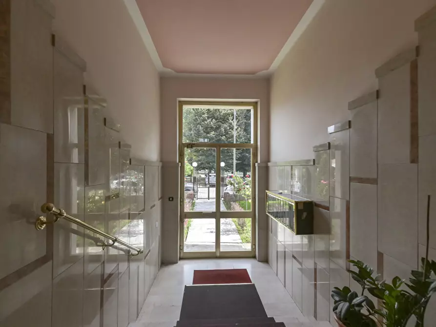 Immagine 4 di Appartamento in vendita  in via Giacosa 12 a Moncalieri