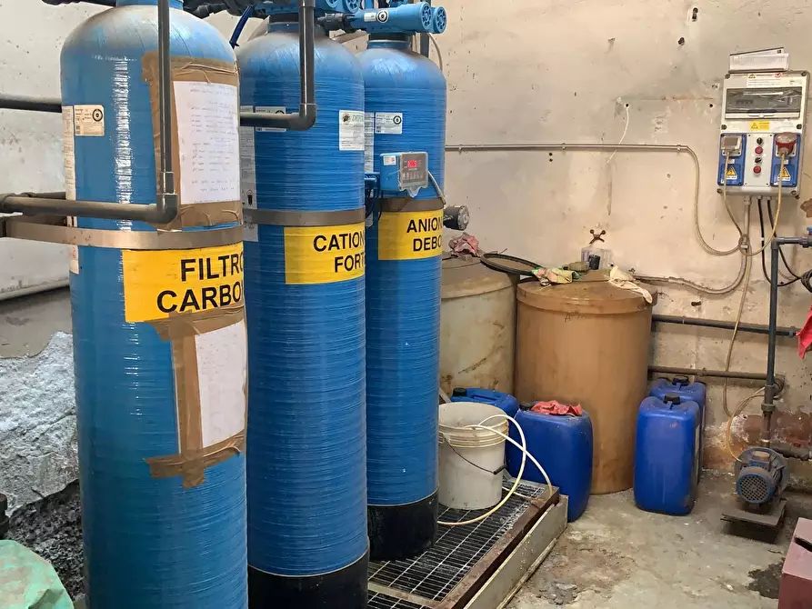 Immagine 8 di Attività artigianale in vendita  in Via Fratelli Garrone 5 a Torino