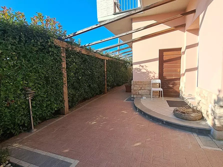 Immagine 8 di Appartamento in vendita  a Vicopisano