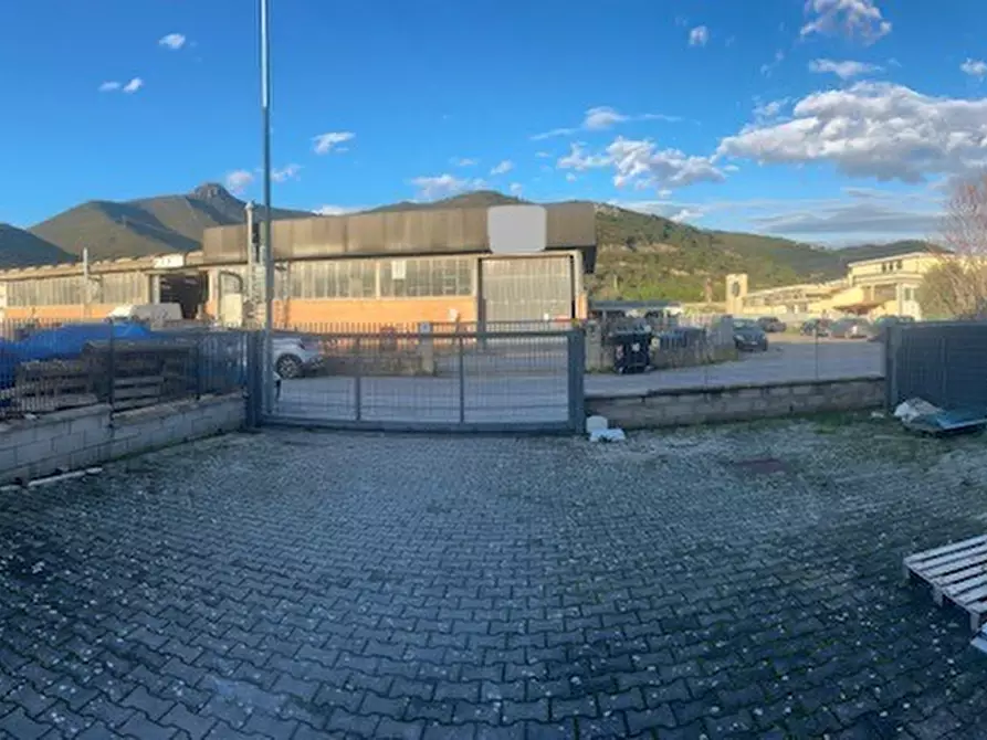 Immagine 2 di Attività artigianale in vendita  a Vicopisano