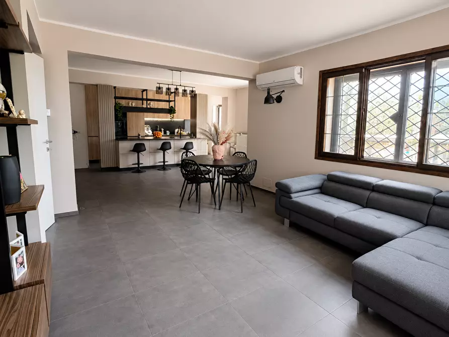 Immagine 1 di Villa in vendita  in Contrada Peroscia 56 a Monopoli
